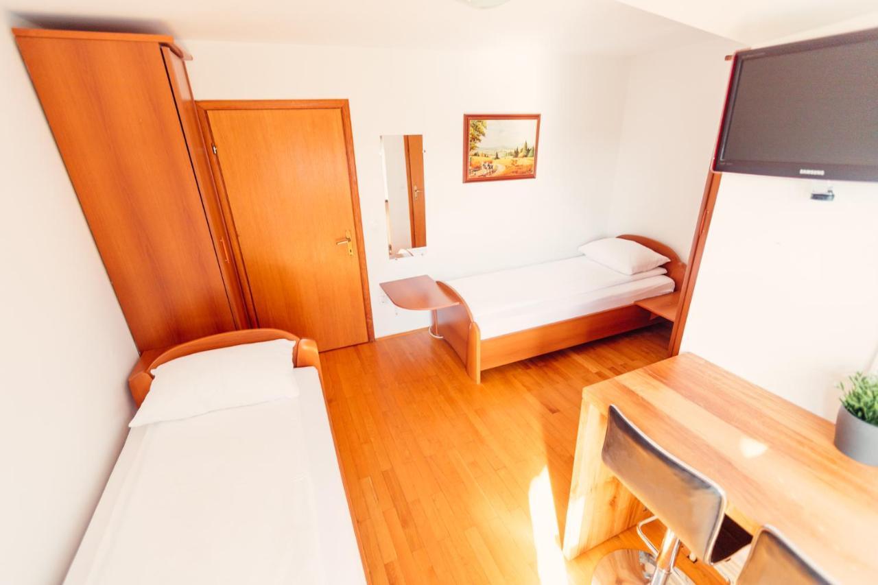 Frankovic Bed&Breakfast Vinica Luaran gambar